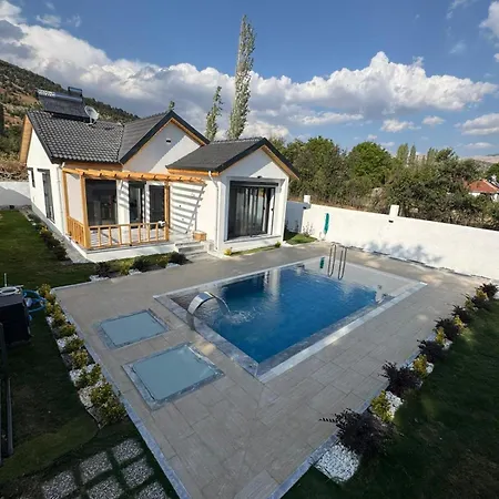 Villa Tugba *